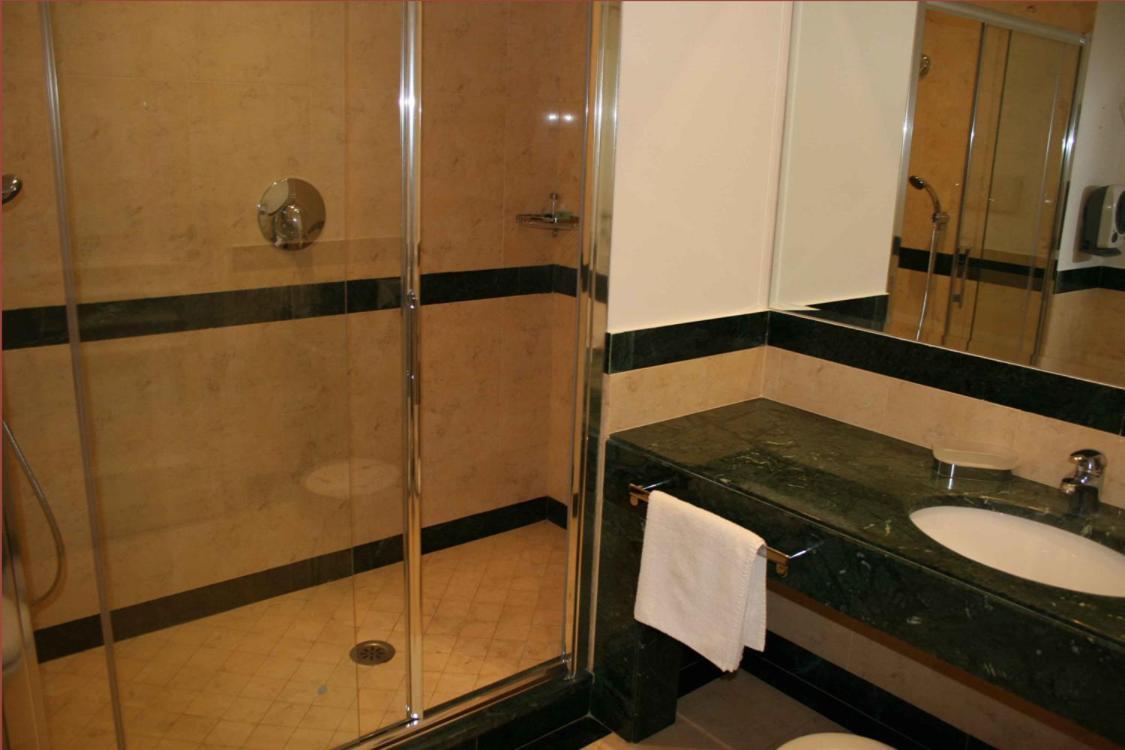 Gli Angioini Srl Aparthotel Naples